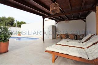 Xalet a N/a 6a. Chalet independiente con piscina privada, recién reformada.