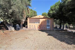 Masía en Calle viena 1. Referencia 2271. finca con nave en san juan de los terreros.