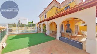Dúplex a N/a 55. Referencia 2405. amplio dúplex pareado con piscina, garaje y mar