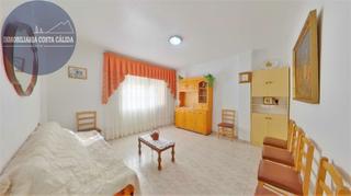 Casa adossada en Calle robles 47. Referencia 2486. casa independiente en el centro