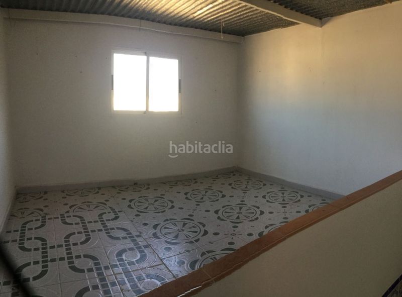 Foto 1303ebf3-315e-4103-b4bc-f1b533bf0c82. Casa adossada a Casco Antiguo Águilas