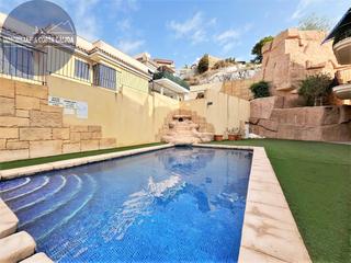 Apartament en Calle urb geranios 2. Referencia 2634. apartamento con amplia terraza privada, piscina