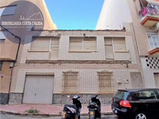 Casa a Calle pablo iglesias 23. Referencia 2637. casa en parcela de 150m2, ideal para proyecto d