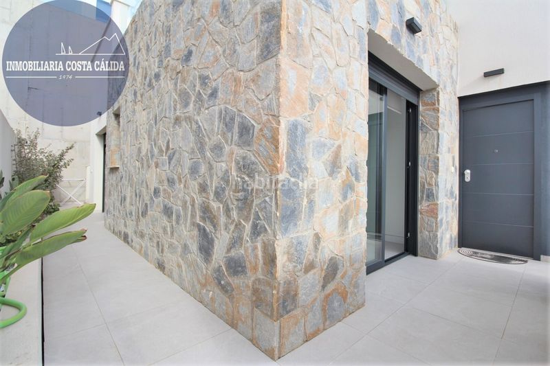 Foto a023407f-ac2e-46ee-8998-444e8b323031. Casa aparellada a calle h 12 a El Hornillo Águilas