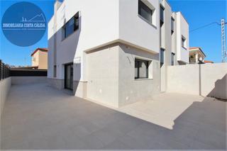 Xalet a Calle gaviota 25. Referencia 2685. chalet pareado de nueva construcción.