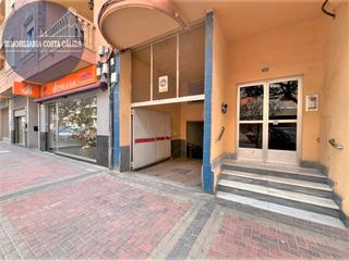 Aparcament cotxe a Calle armando muñoz calero 15. Referencia 2716. plaza de garaje en ubicación privilegiada.