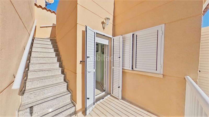 Foto 3baf1284-030c-4119-8969-e126b22e7ffd. Dúplex en avenida del río segura 63 referencia 2786. dúplex en zona residencial, con amplias terrazas privadas. en Águilas