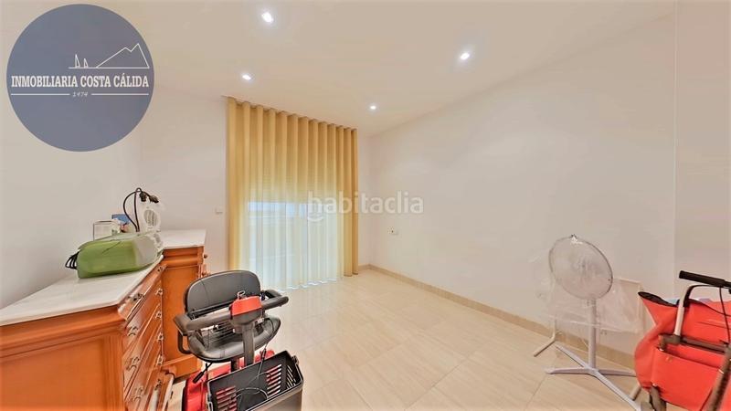 Foto 60e0d4c2-20a3-465a-a97e-b5fb01a3dd68. Piso en calle armando muñoz calero 8 referencia 2790. piso céntrico, con plaza de garaje y un amplio patio privado. en Águilas