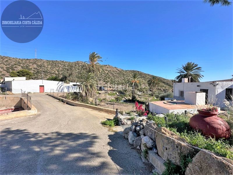 Foto 7248ef5f-9dd2-45c5-947b-15509cfdd983. Country house in barrio de jaravía 26 in San Juan de los Terreros