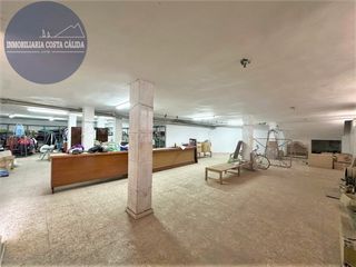 Local Comercial a Calle lotería 44. Referencia 2839. almacén en semisótano de 200m2.