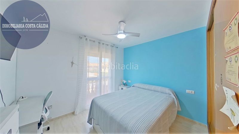 Foto 1e2217ba-08f8-4ec3-bc2c-1001380c6e8f. Casa aparellada amb xemeneia calefacció aparcament a Águilas