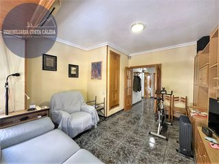 Pis  Calle isidoro de la cierva 7. Referencia 2877. amplio piso con terraza privada en el centro de