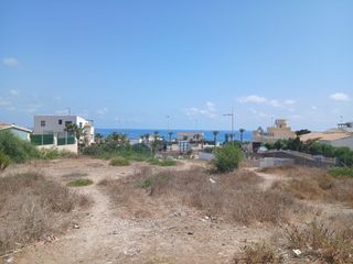 Terreno residenziale in Zona Galúa - Calnegre. Referencia 2885. solar en 925m2 en la manga del mar menor.