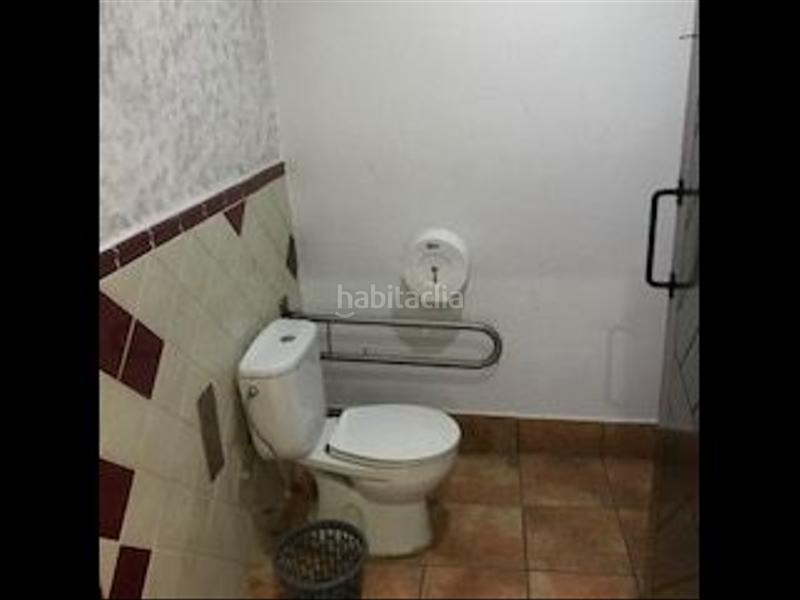 Foto 253c4248-62f1-44c3-89f1-52ab5e213796. Local comercial bar en funcionamiento, totalmente equipado en vilafranca, zona las clotas. en Vilafranca del Penedès