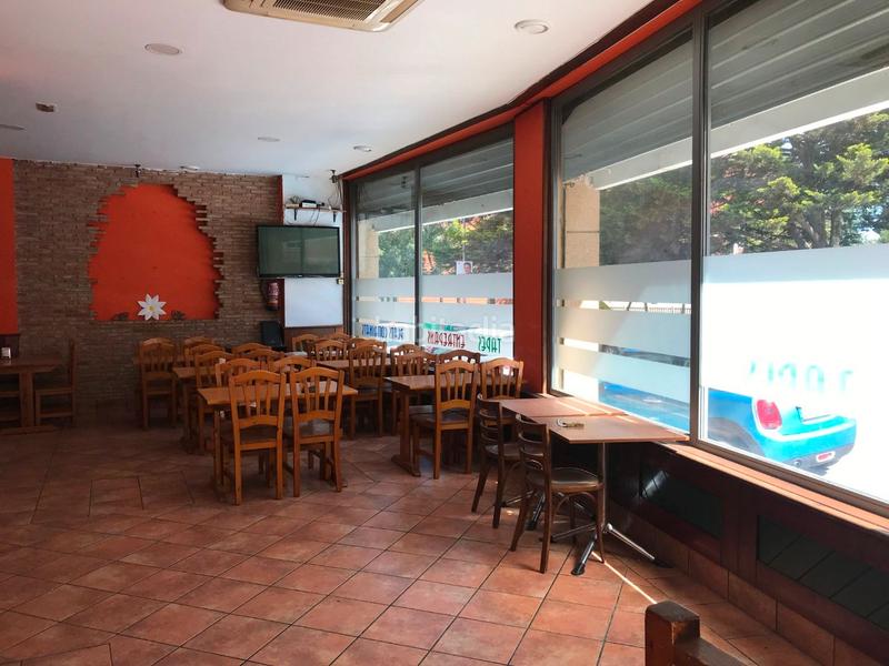 Foto 872bb0c4-e2e4-400a-993e-264f4ac5e62f. Local comercial bar en funcionamiento, totalmente equipado en vilafranca, zona las clotas. en Vilafranca del Penedès