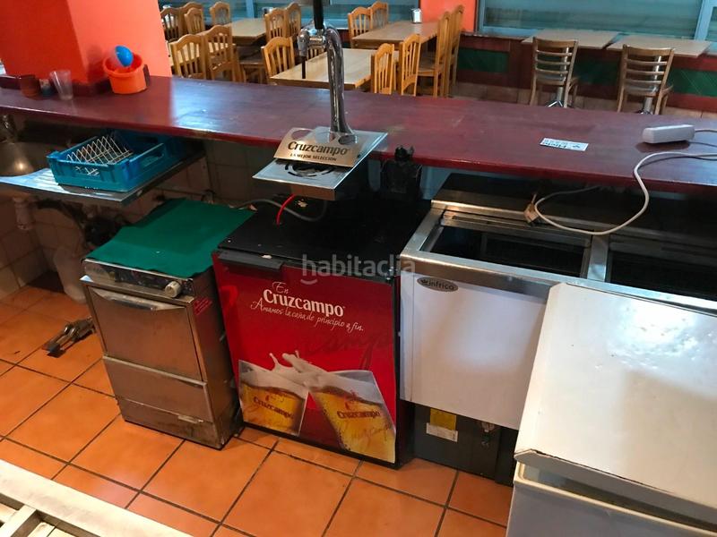 Foto 9a3f2f76-f156-4f93-9911-83de9d2b03b5. Local comercial bar en funcionamiento, totalmente equipado en vilafranca, zona las clotas. en Vilafranca del Penedès