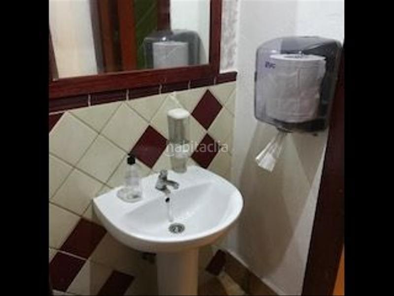 Foto ec0c34d9-9830-4ed7-a308-86a448f69da3. Local comercial bar en funcionamiento, totalmente equipado en vilafranca, zona las clotas. en Vilafranca del Penedès