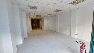 Lloguer Local Comercial a Plaça josep anselm clavé 12. Local céntrico en vilafranca del penedès.