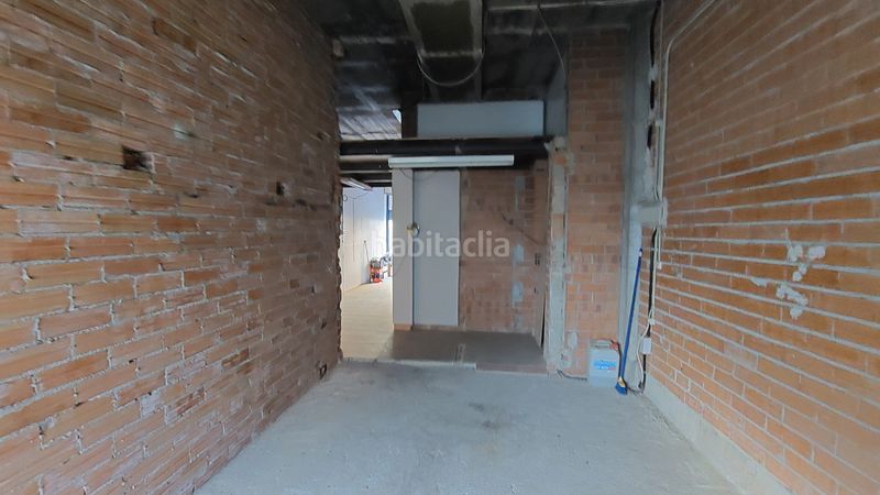 Foto fe630b10-bc03-4787-8bc2-fcb1cb277dd5. Local comercial a carrer de sant sadurní 8 a L´Espirall Vilafranca del Penedès