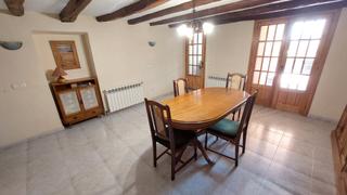 Casa adossada  Carrer de montserrat. Casa a reformar en el centro de sant sadurní d'anoia