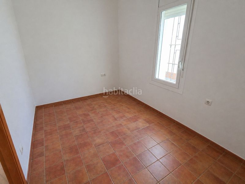 Foto 9589fb71-fde9-42f2-8d05-2bee27160cc8. Casa adossada a Mediona