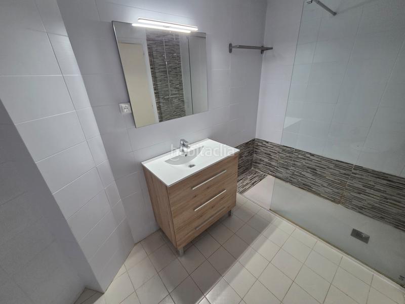 Foto 669b6ea6-237e-4196-9d71-c95a465cf90f. Location appartement avec chauffage piscine dans Ribes Roges Vilanova i la Geltrú