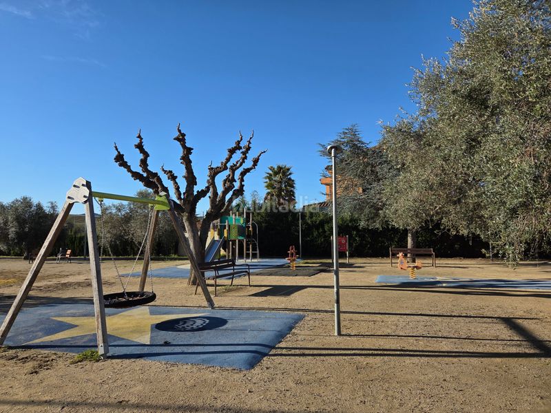 Foto 49b8e86f-a5a7-43d5-9965-3d813d85c35c. Pis amb calefacció aparcament a Olèrdola