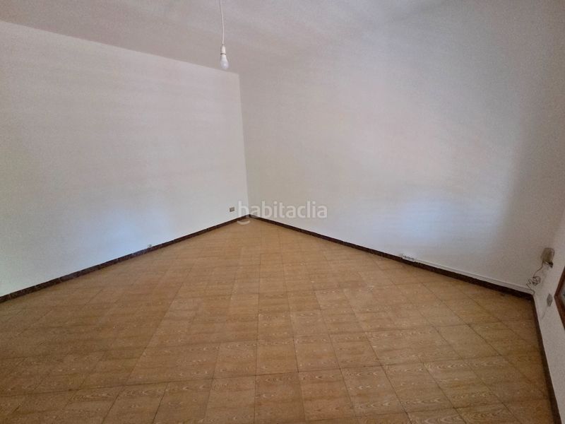 Foto 630ed409-6b9e-4811-9137-2ecf43b1d6ef. Edificio in Sant Sadurní d´Anoia