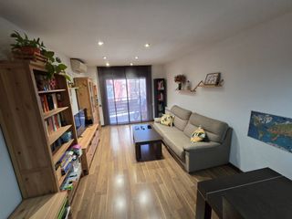 Pis  Carrer de la beneficència. Amplio piso de 105 m² en el centro de vilafranca del penedès – u