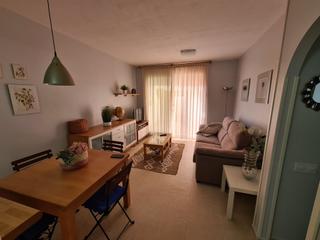 Rent Apartment in Passeig Marítim. Apartamento alquiler septiembre a junio en miami platja
