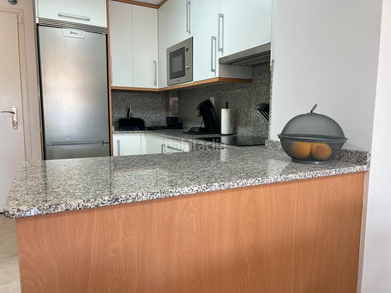 Foto f6d8be0d-2346-4951-8881-f55cc0cc3490. Location appartement avec chauffage parking piscine dans Miami Platja