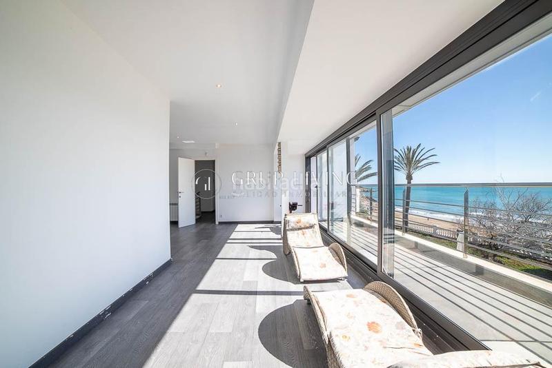 Foto 19cffa3e-a385-4697-8ac3-3408dac01581. Lloguer casa amb calefacció aparcament a Barri de Mar Vilanova i la Geltrú