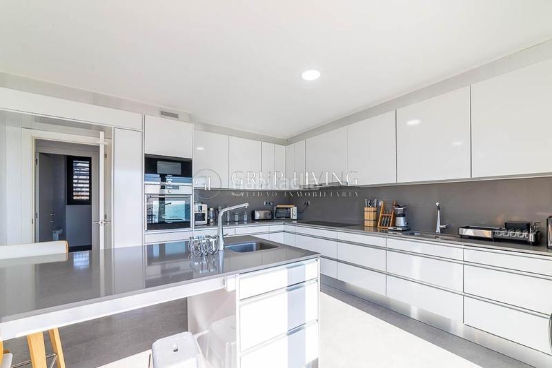 Foto cc61ecd9-2b7d-41d0-ae4f-2c12d31880d1. Lloguer casa amb calefacció aparcament a Barri de Mar Vilanova i la Geltrú