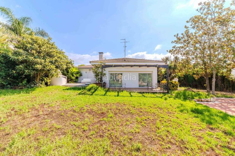 Foto 1524bcfa-edc6-48c0-b8bd-cc098c580d12. Casa villa con piscina y jardín privado en Els Tallats - Mas Olivé Cambrils