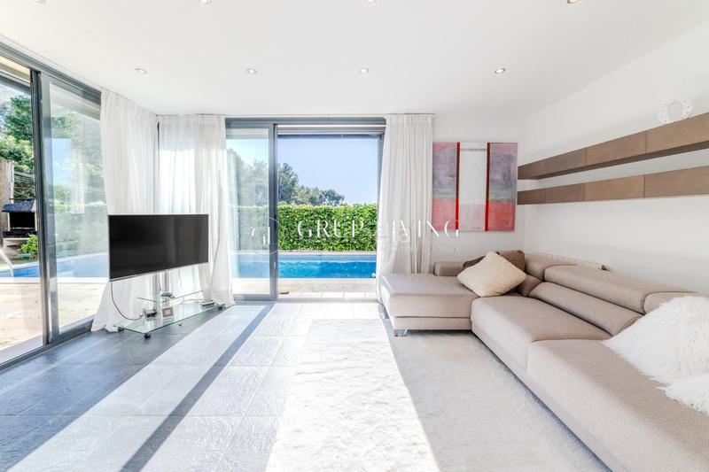 Foto 06ae9559-be2f-4af3-b882-c37c4e9f2410. Casa con riscaldamento parcheggio piscina in Vallpineda-Santa Bàrbara Sitges