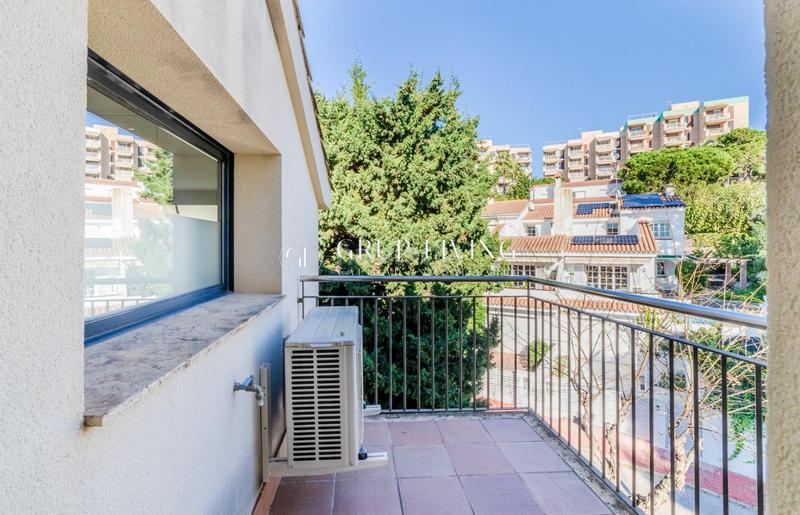 Foto 8b6a1313-2dc2-4523-ae95-95c9fca4dbbf. Casa con riscaldamento parcheggio piscina in Vallpineda-Santa Bàrbara Sitges