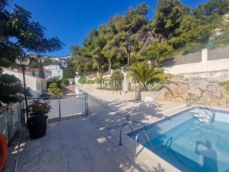 Foto 67bfe6ed-7143-430f-8129-84e57f2323ce. Affitto casa con riscaldamento parcheggio piscina in Sitges