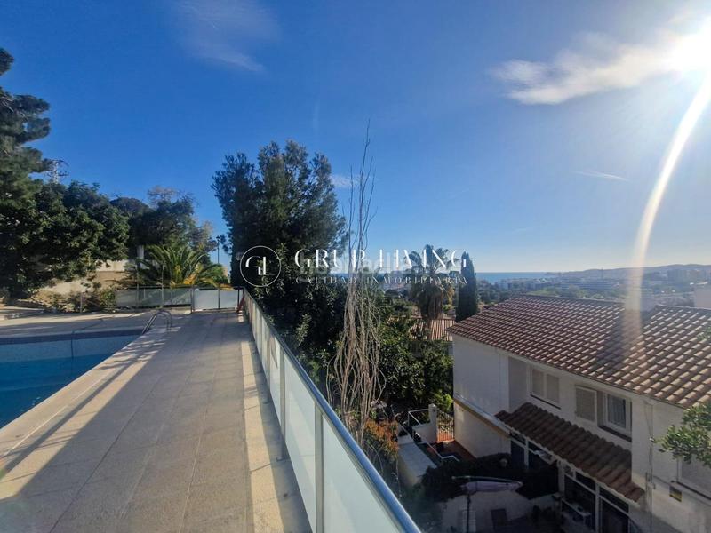 Foto 840fe74d-e211-42b0-8450-a116f335e1d2. Miete haus mit heizung parking pool in Levantina - Montgavina - Quintmar Sitges