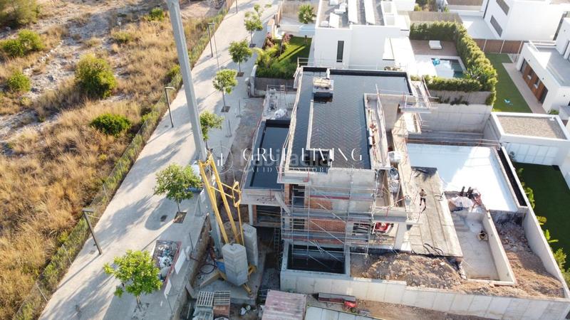 Foto cc681dff-acad-473b-8806-43ba6920dcf0. Casa  de obra nueva en la plana en Can Pei Sitges
