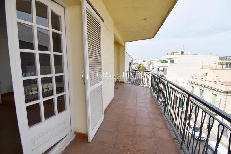 Foto af28bd11-20d1-4653-8eb8-ab6b2ef60a2e. Alquiler piso atico duplex en el centro en Centre Sitges