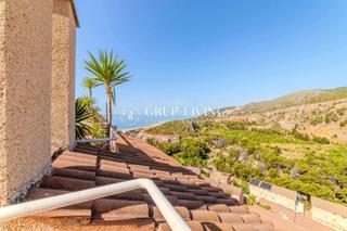 Casa a Les Botigues de Sitges. Espectaculares vistas al mar y al parc natural del garraf