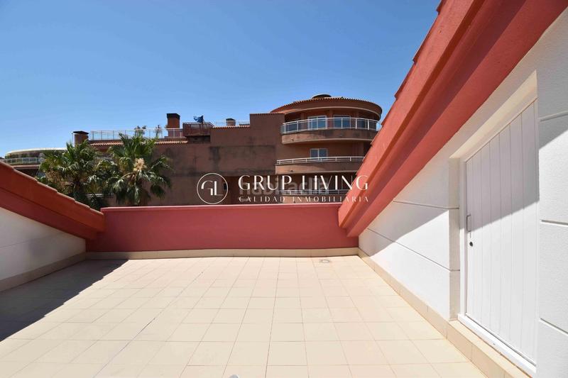 Foto 2a407939-060c-4682-bd0e-1018574393ff. Location appartement avec chauffage parking piscine dans Sitges