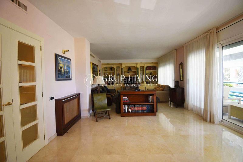 Foto 2d25c1bf-b9cd-491b-b0dd-173d291943b8. Location appartement avec chauffage parking piscine dans Sitges