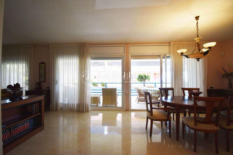 Foto 3450a33a-07d8-41ff-b265-388da0d2b025. Location appartement avec chauffage parking piscine dans Sitges