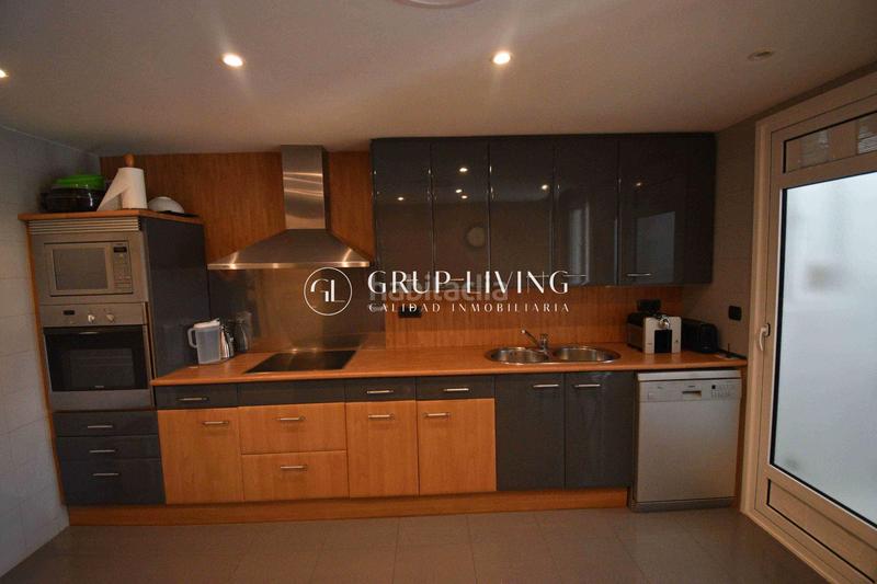 Foto f5787f54-4065-401e-bb7e-9e7b0c25ade6. Location appartement avec chauffage parking piscine dans Sitges