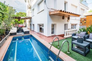 Etagenwohnung in Can Girona - Terramar - Vinyet. Vive en el corazon del vinyet