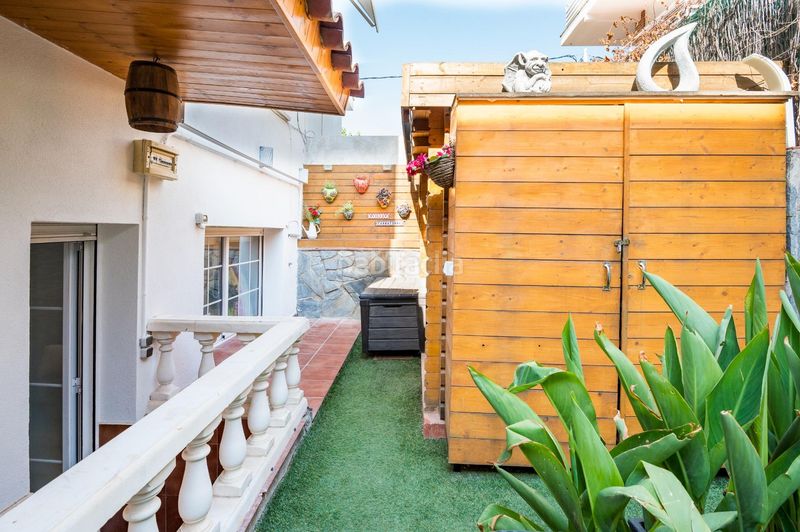 Foto bb87a0cd-c613-4d06-a061-192e2374d3a6. Pis amb calefacció aparcament piscina a Can Girona - Terramar - Vinyet Sitges