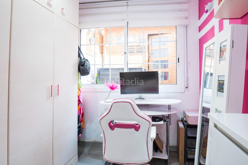 Foto cc031fc4-31d2-48a6-9ea8-33bd4f1e83d2. Pis amb calefacció aparcament piscina a Can Girona - Terramar - Vinyet Sitges