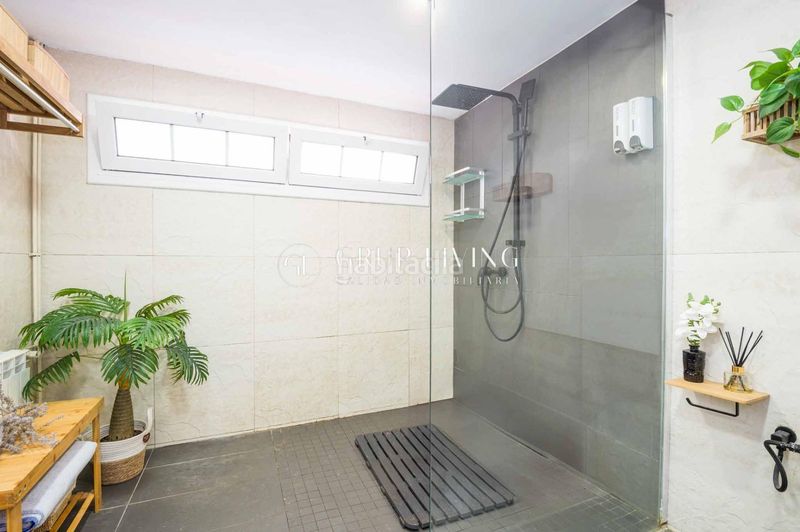 Foto ce5e4fc9-cadd-4cf4-824b-d51a69ffb87a. Pis amb calefacció aparcament piscina a Can Girona - Terramar - Vinyet Sitges