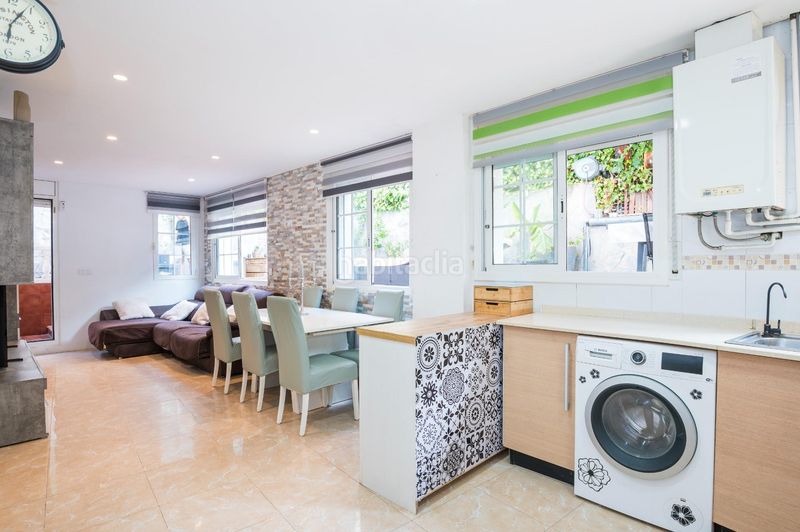 Foto d58db0a2-6d21-414b-975f-13ca2e478a8d. Pis amb calefacció aparcament piscina a Can Girona - Terramar - Vinyet Sitges